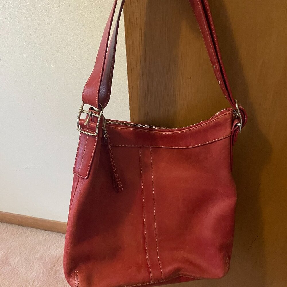 COACH HANDBAG